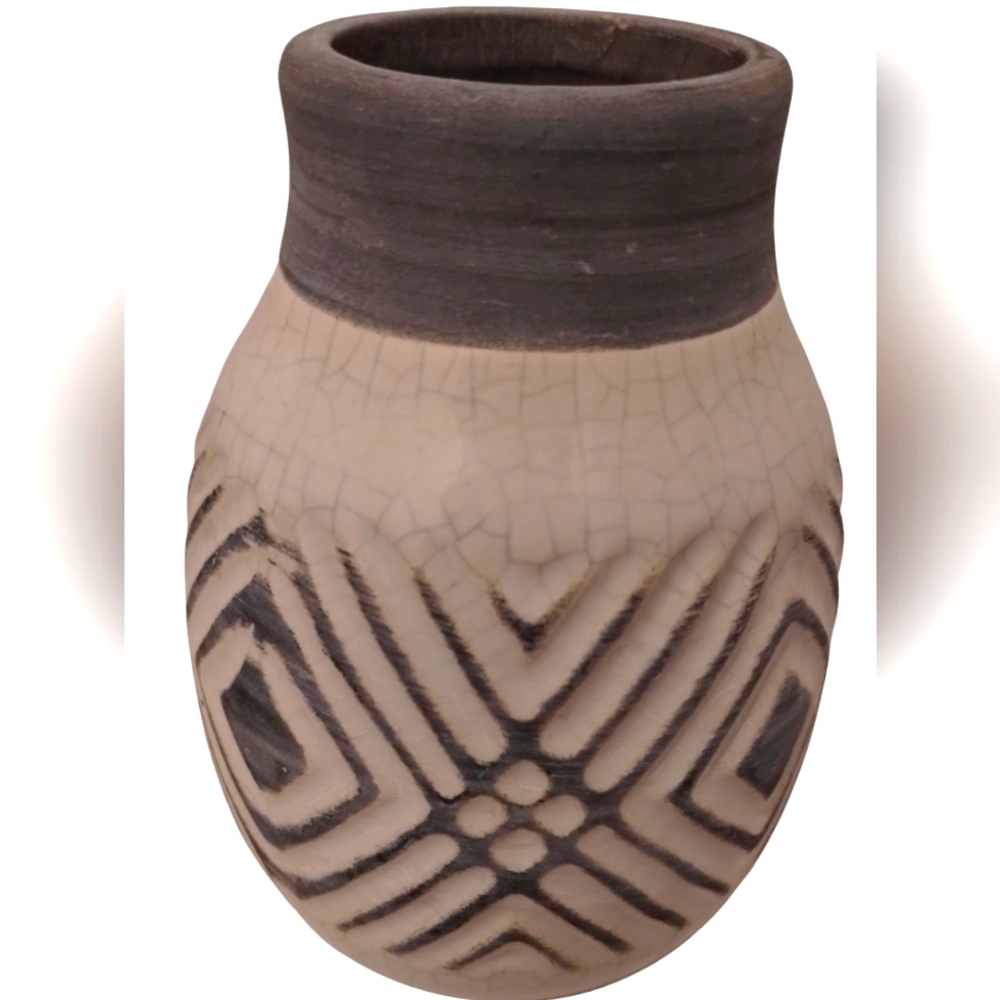 Small Vase - Picture 1 of 8